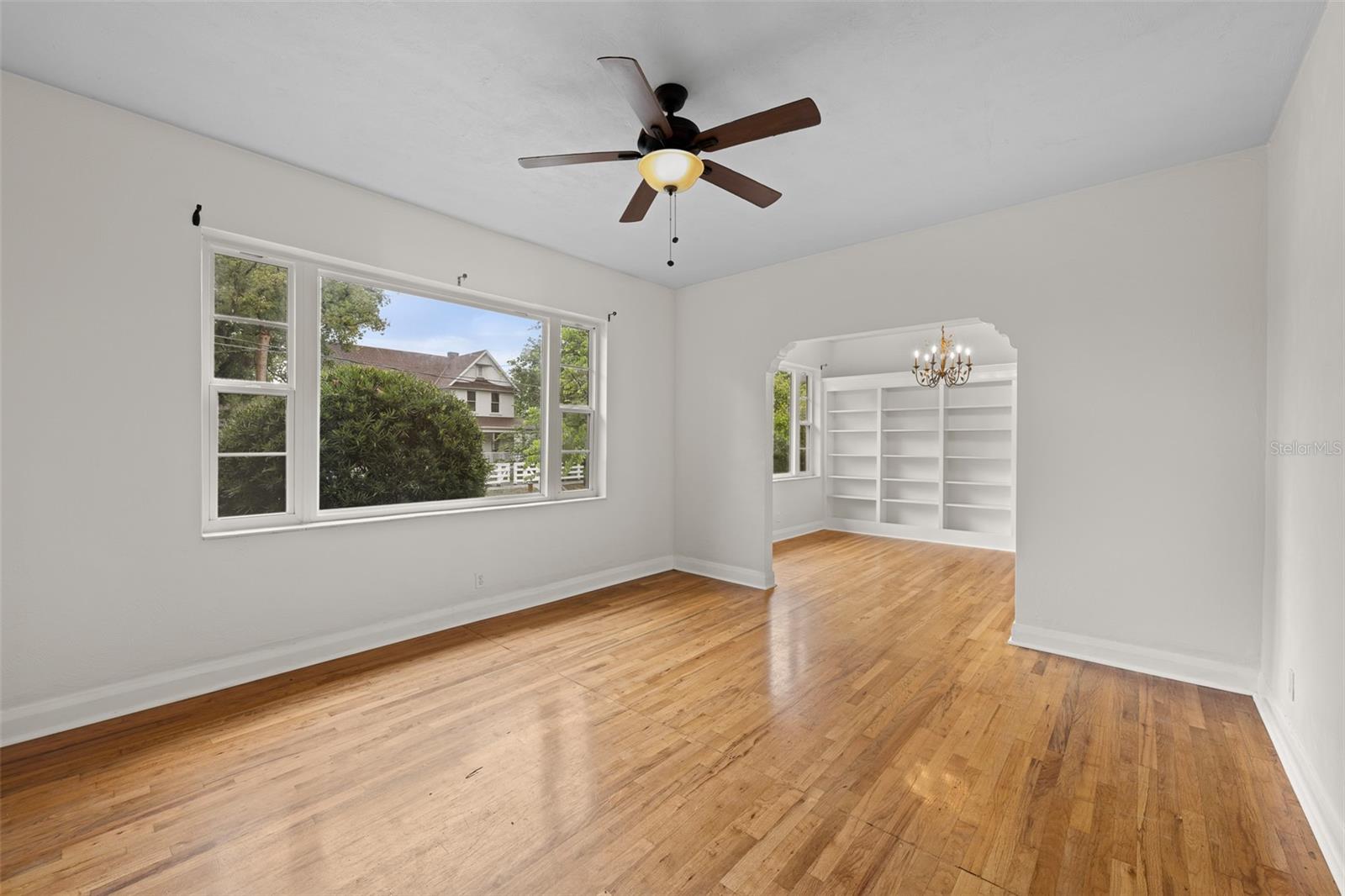 Image 4 of 46 For 2819 Central Avenue