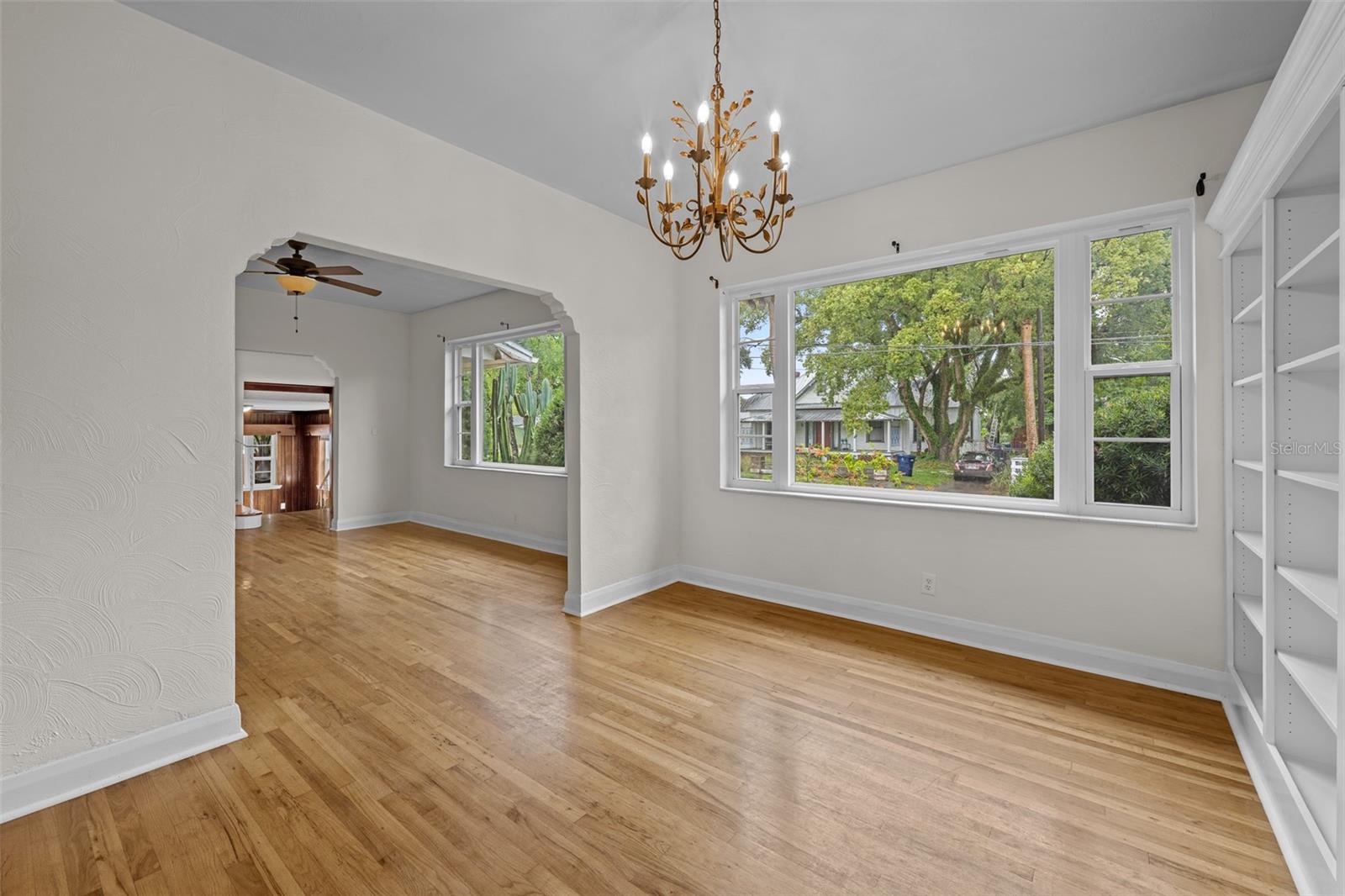 Image 8 of 46 For 2819 Central Avenue
