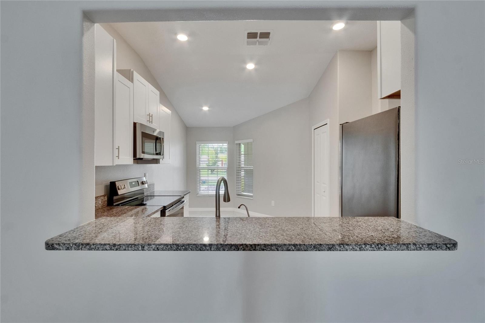 Image 36 of 59 For 14047 Weddington Terrace