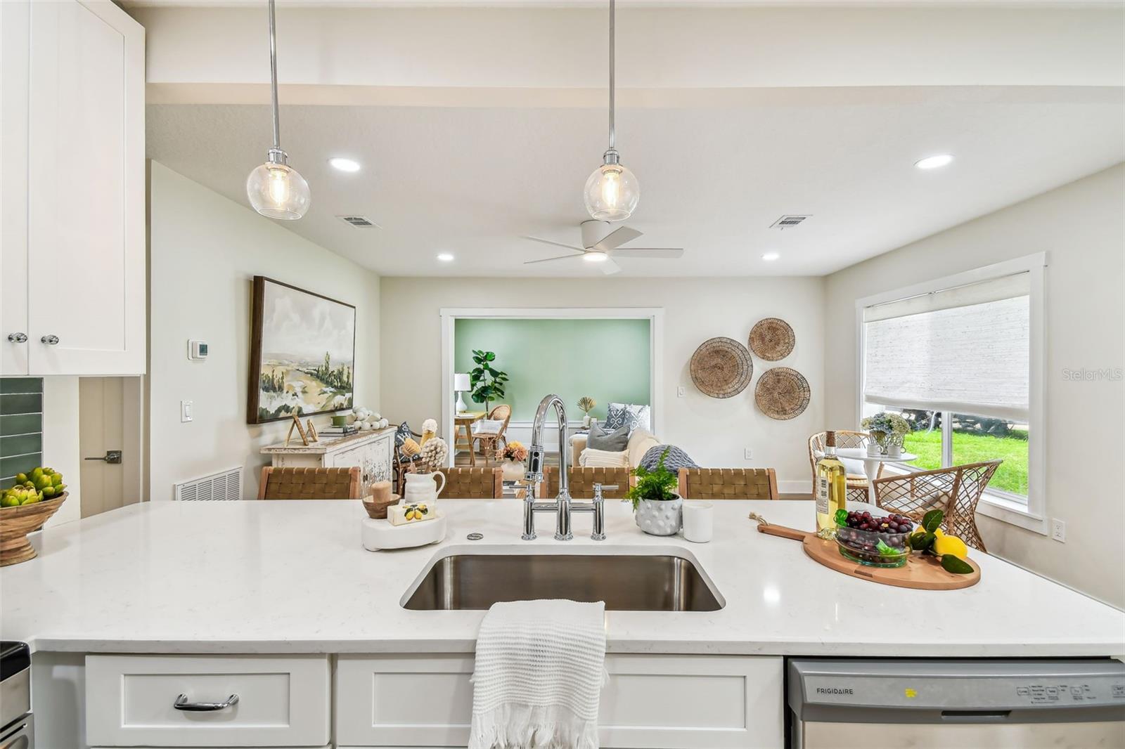 Image 10 of 40 For 2452 Bayshore Boulevard