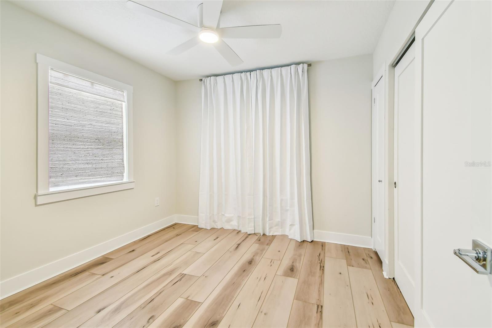 Image 21 of 40 For 2452 Bayshore Boulevard