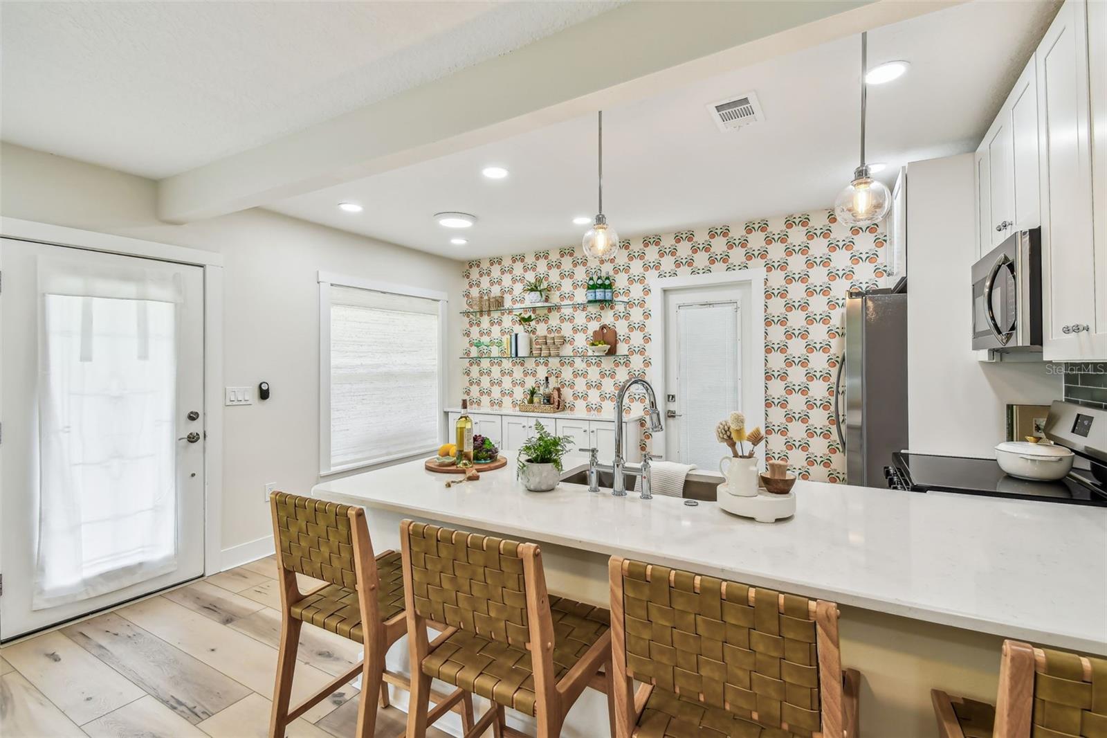 Image 8 of 40 For 2452 Bayshore Boulevard