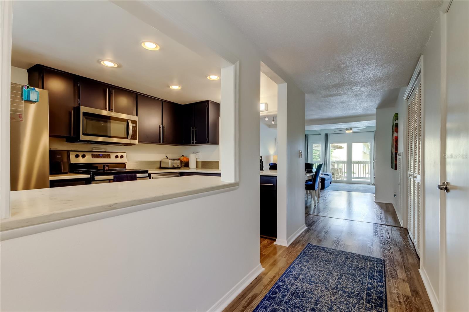 Image 19 of 71 For 318 Windrush Boulevard 10