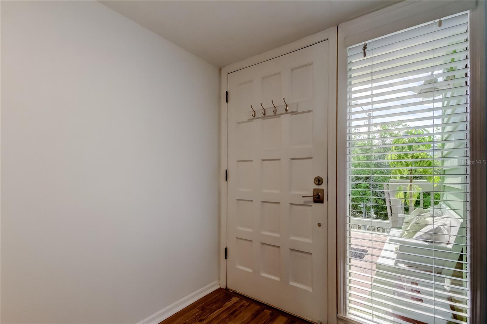 Image 3 of 71 For 318 Windrush Boulevard 10