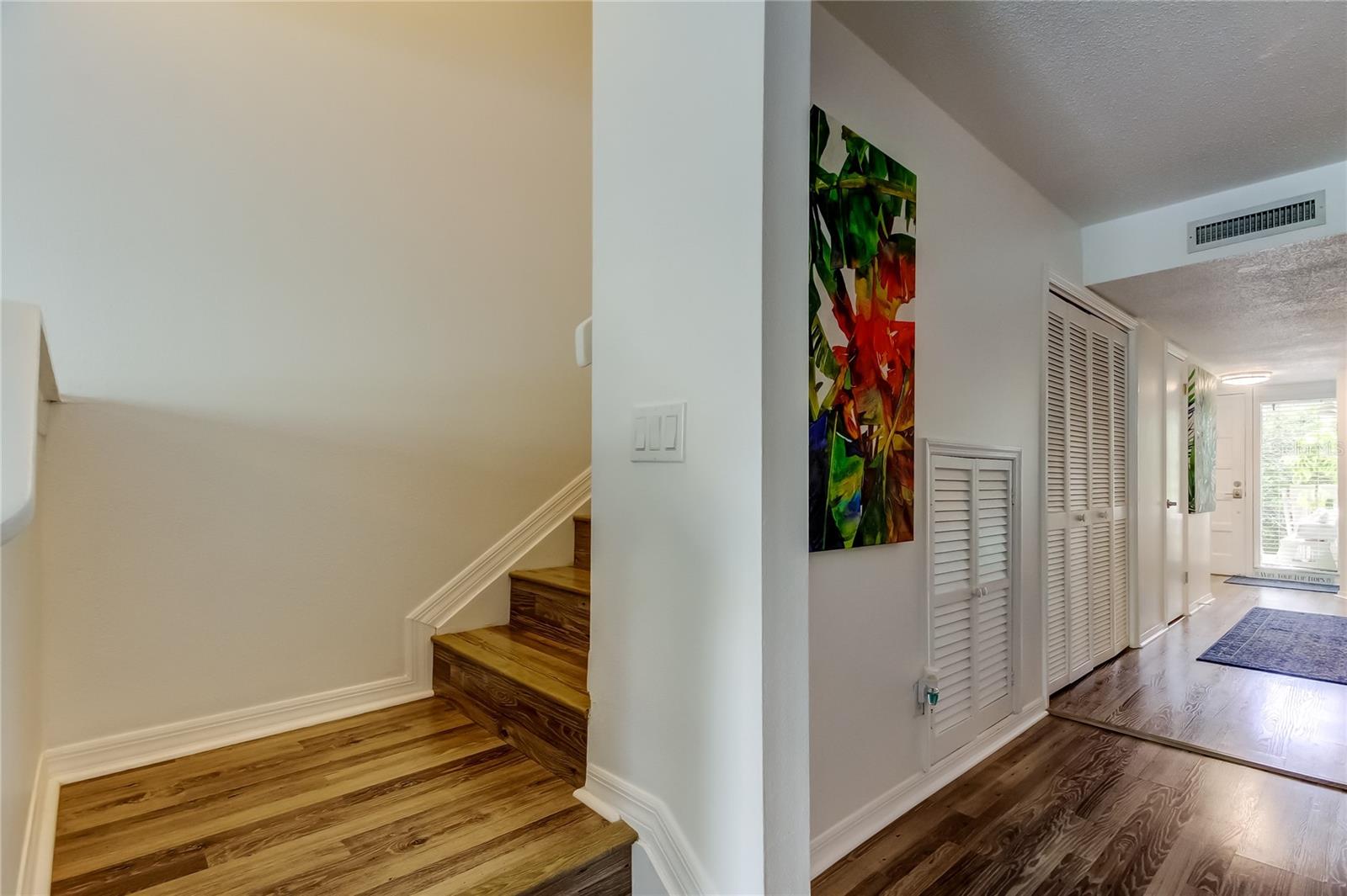 Image 33 of 71 For 318 Windrush Boulevard 10