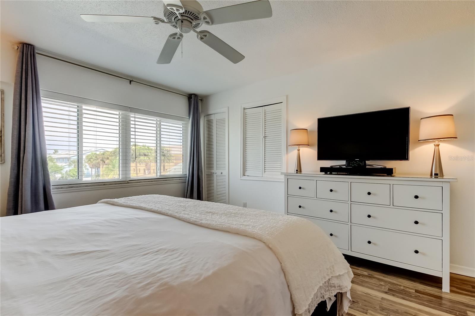 Image 36 of 71 For 318 Windrush Boulevard 10