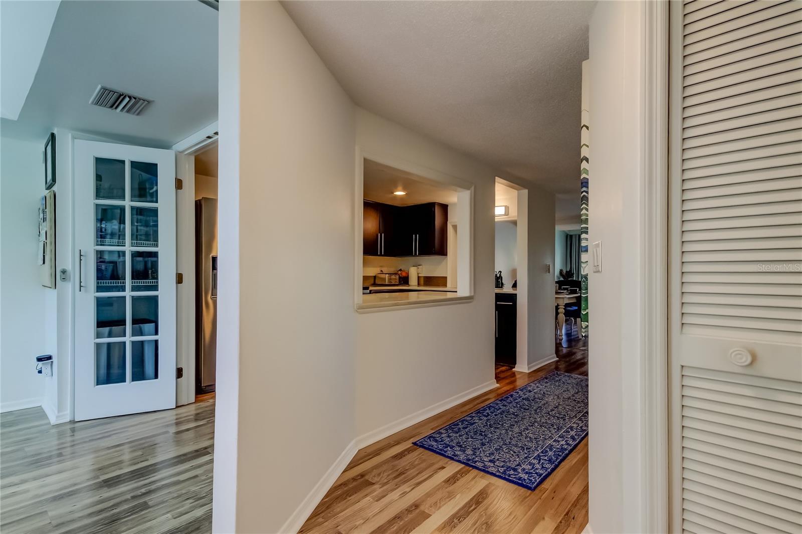 Image 4 of 71 For 318 Windrush Boulevard 10