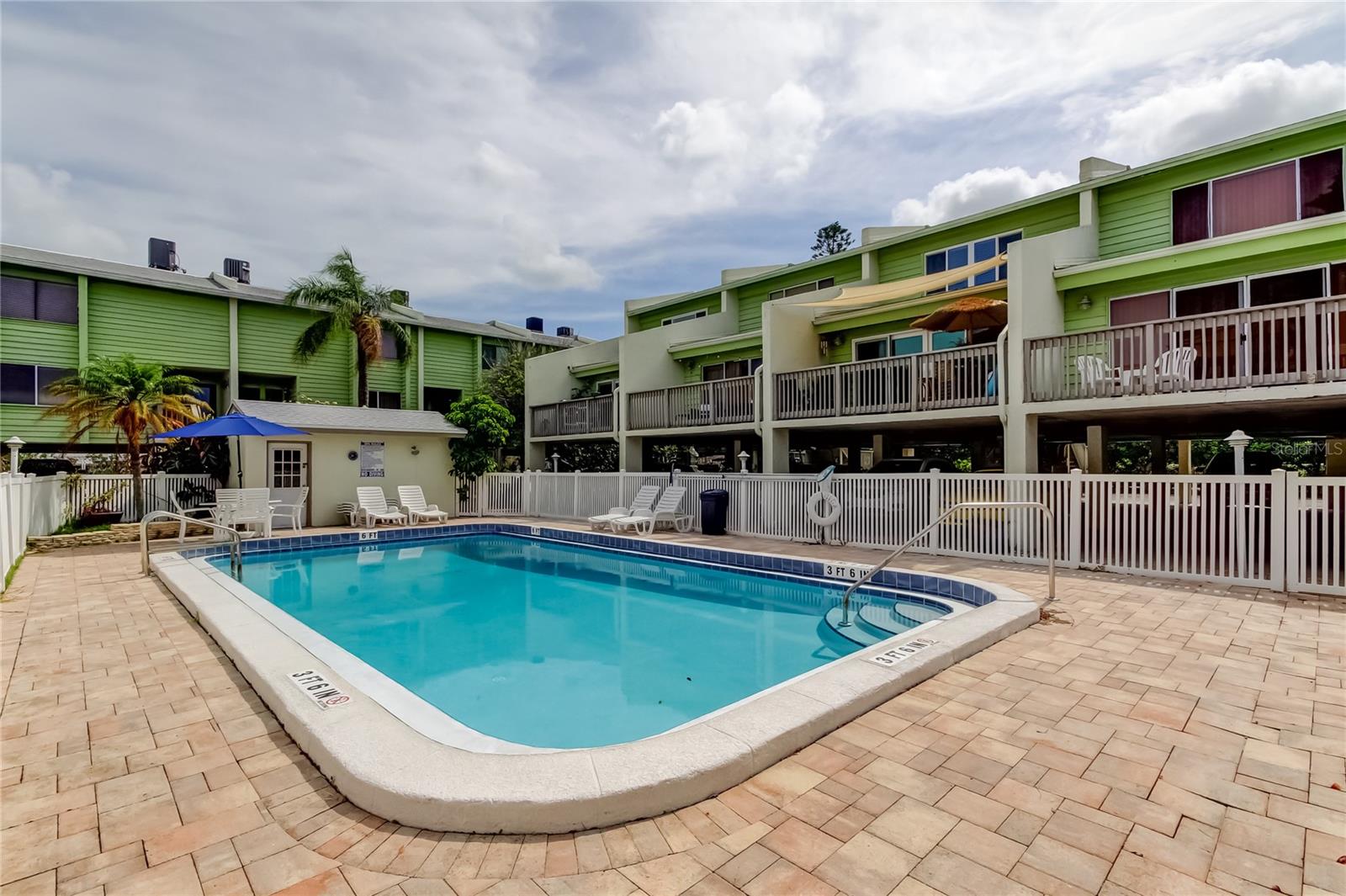 Image 59 of 71 For 318 Windrush Boulevard 10