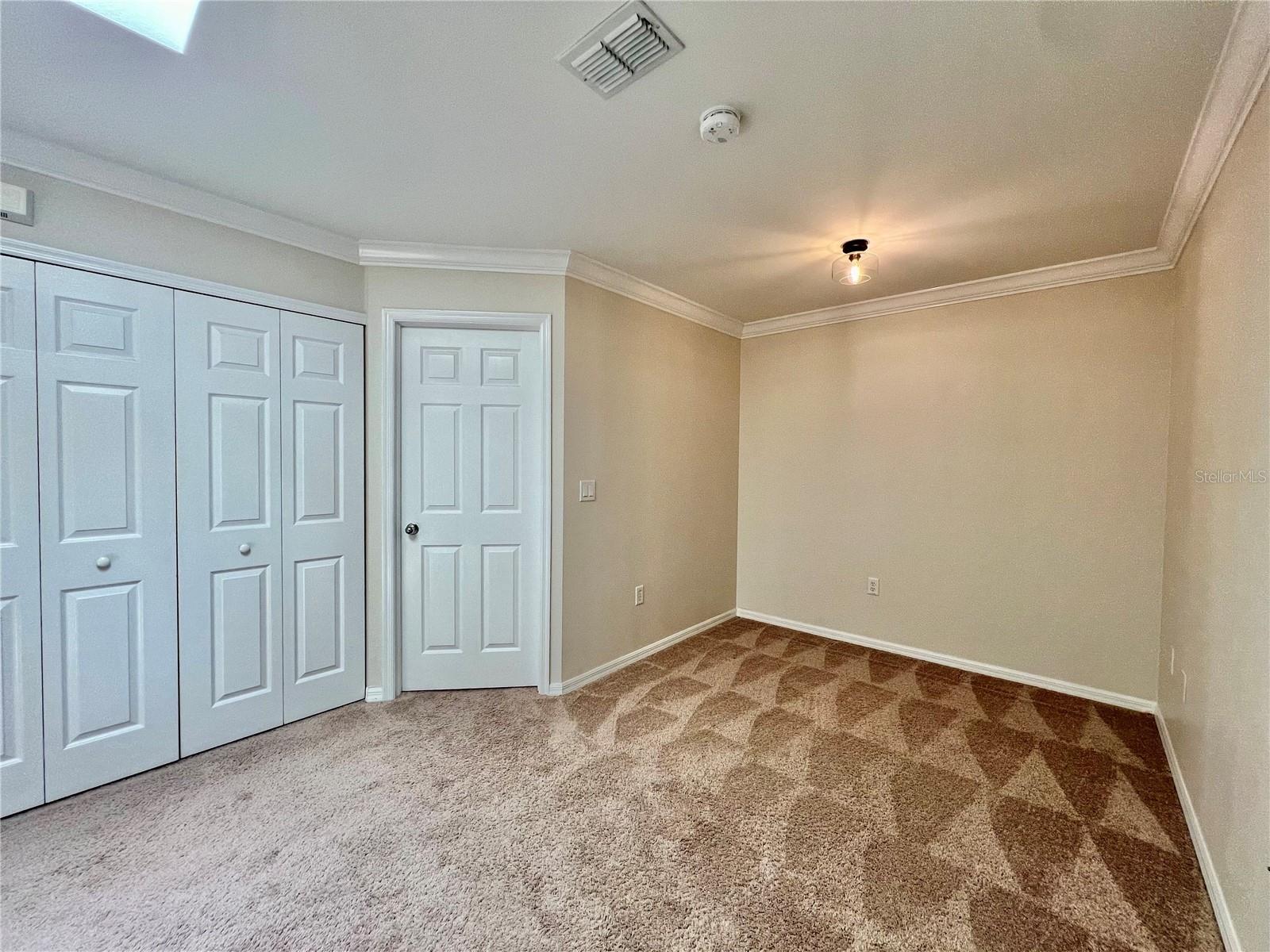 Image 16 of 27 For 2513 Kansas Avenue B