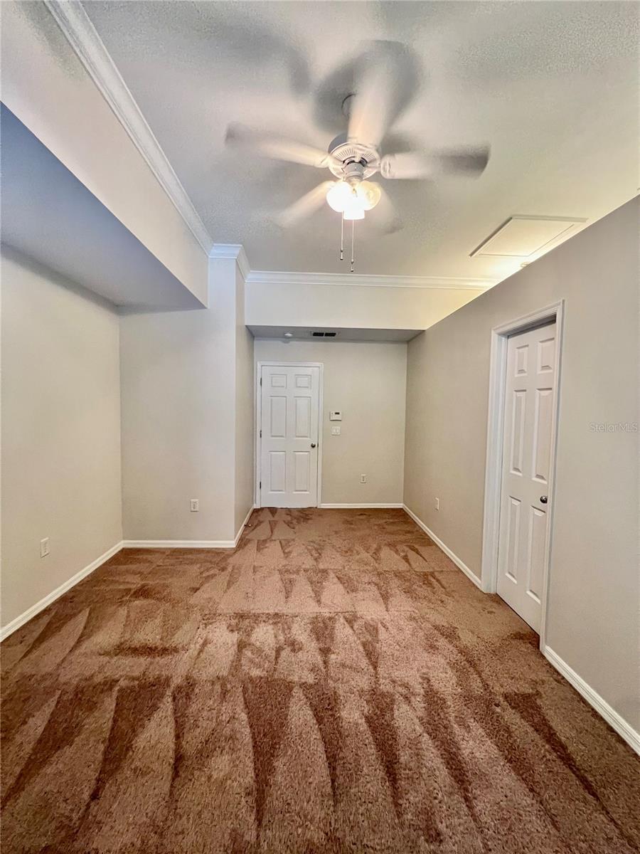 Image 22 of 27 For 2513 Kansas Avenue B