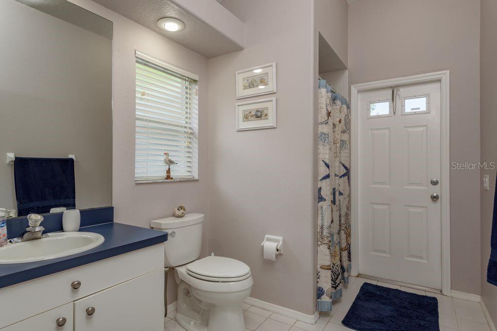 Image 34 of 57 For 8214 Silver Mist Place