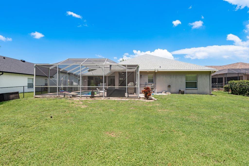 Image 46 of 57 For 8214 Silver Mist Place