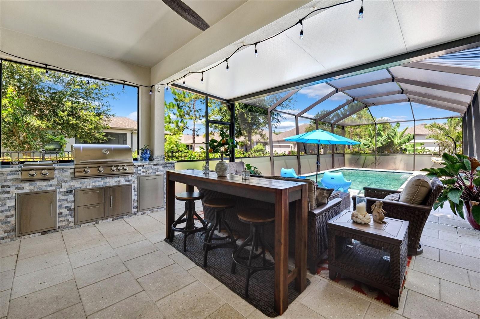 Listing photo id 16 for 3833 Villamore Lane