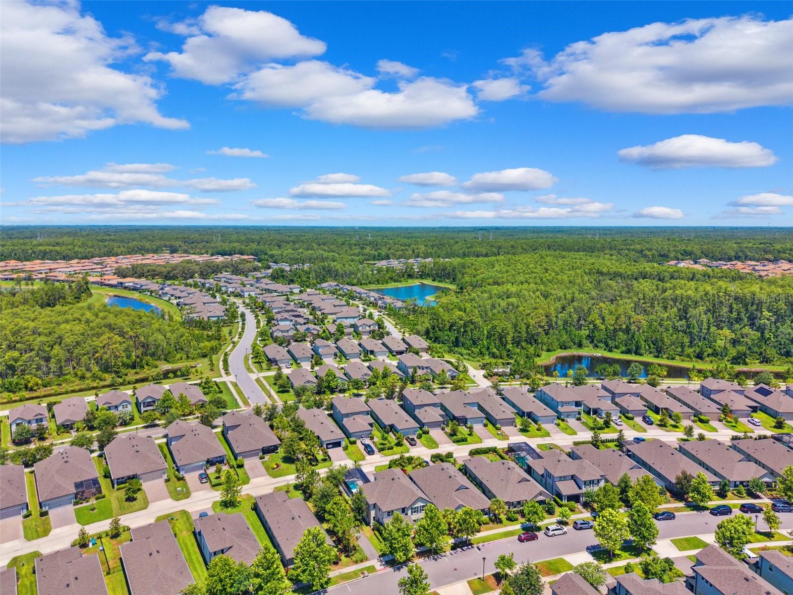 Listing photo id 38 for 3833 Villamore Lane