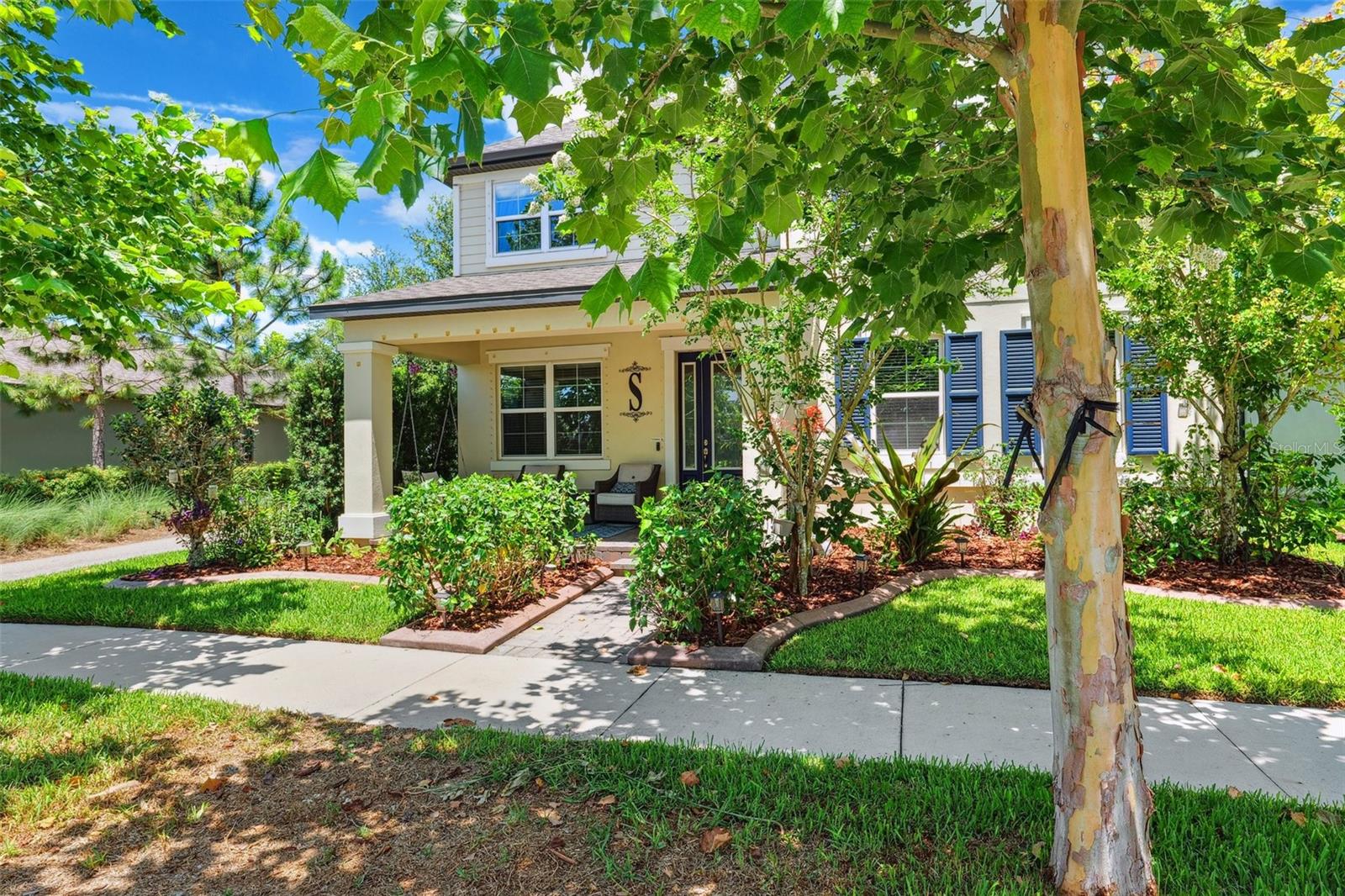 Listing photo id 44 for 3833 Villamore Lane