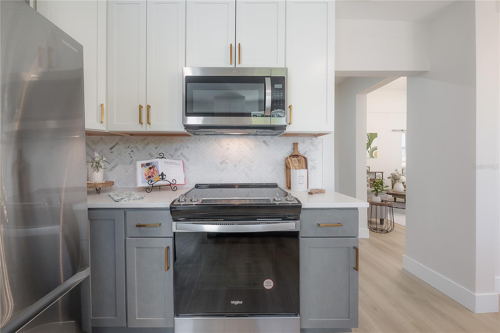 Image 14 of 44 For 3811 Arlington Avenue