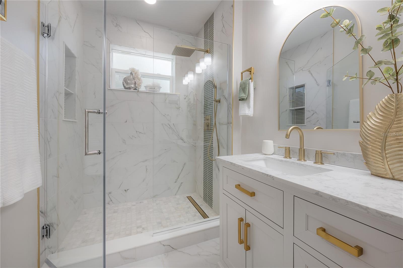 Image 32 of 44 For 3811 Arlington Avenue