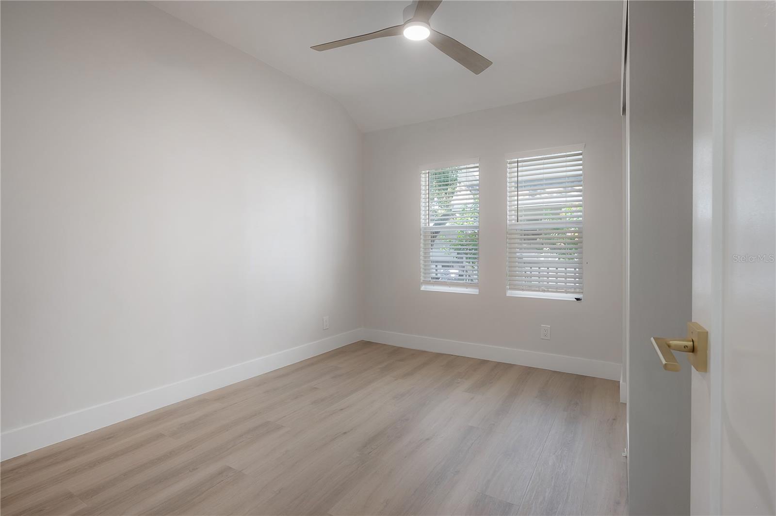 Image 35 of 44 For 3811 Arlington Avenue