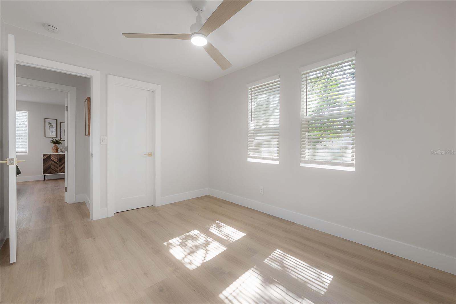 Image 39 of 44 For 3811 Arlington Avenue