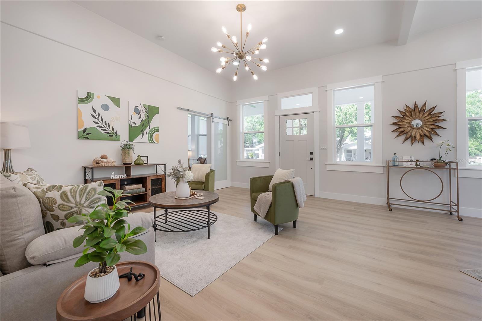 Image 6 of 44 For 3811 Arlington Avenue