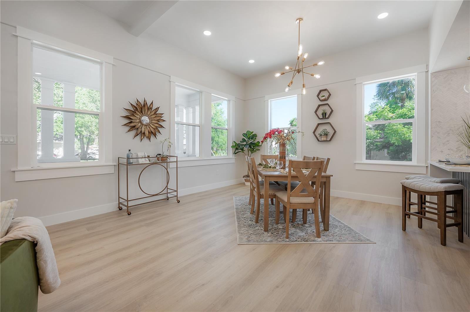 Image 7 of 44 For 3811 Arlington Avenue