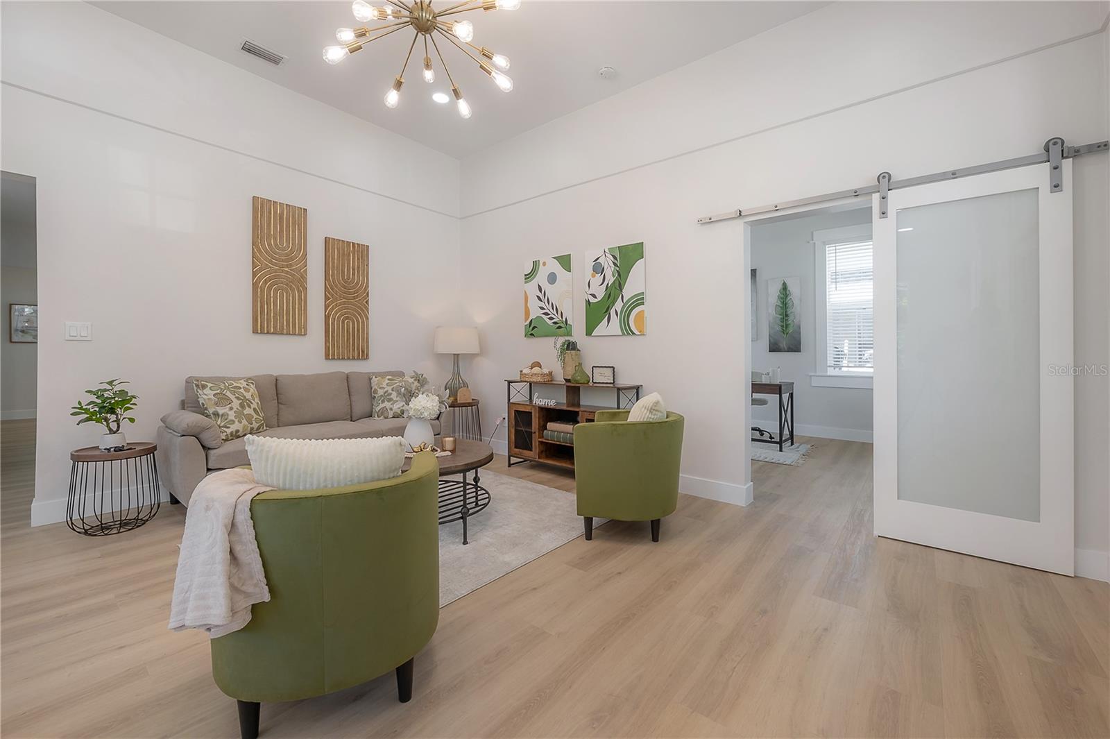 Image 8 of 44 For 3811 Arlington Avenue