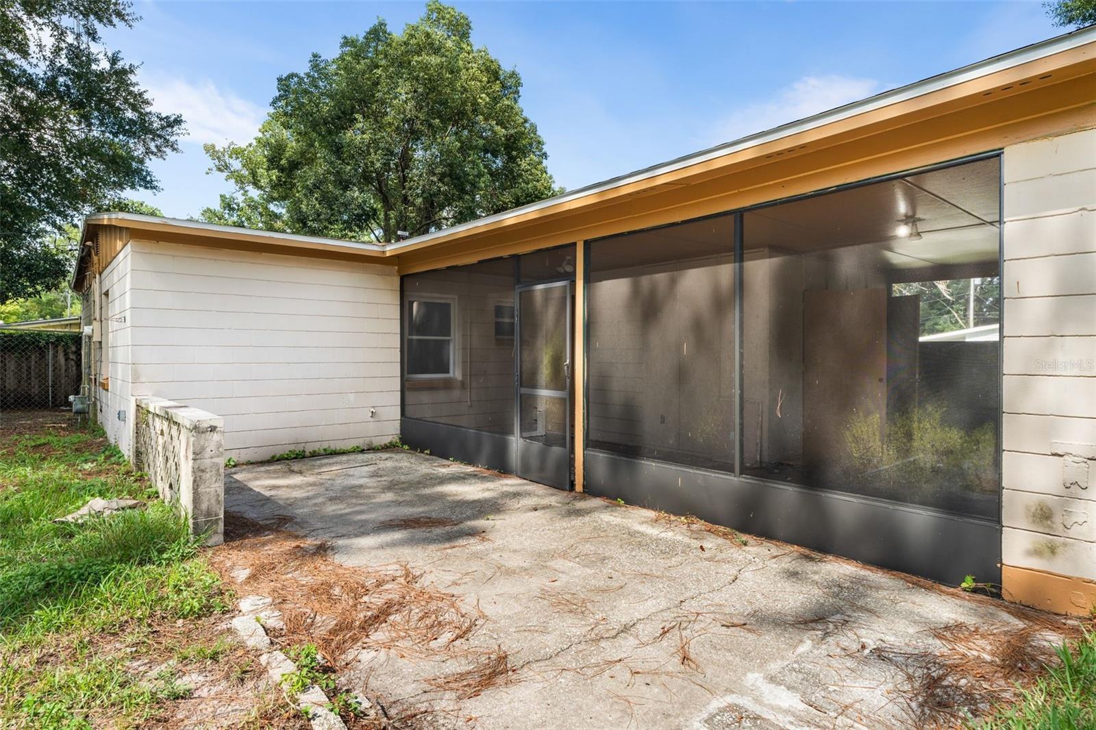 Image 15 of 15 For 2618 10th Terrace