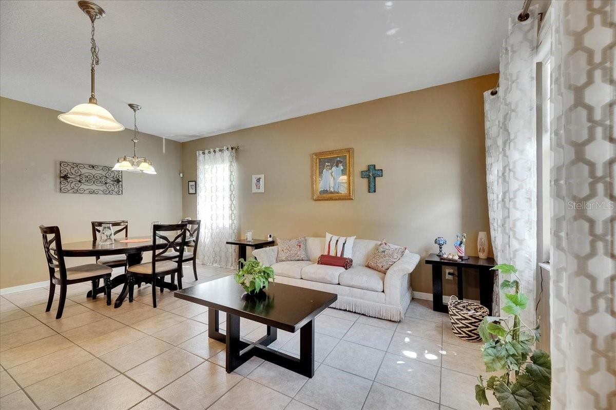 Image 14 of 100 For 4735 Red Pine Way