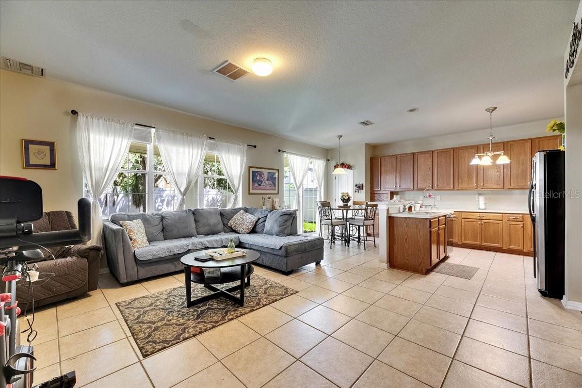 Image 20 of 100 For 4735 Red Pine Way