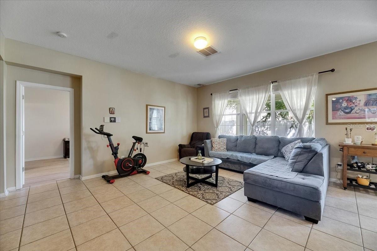 Image 21 of 100 For 4735 Red Pine Way