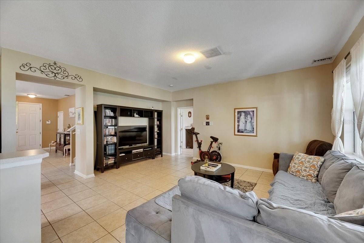 Image 22 of 100 For 4735 Red Pine Way
