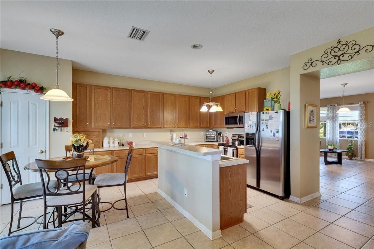 Image 25 of 100 For 4735 Red Pine Way