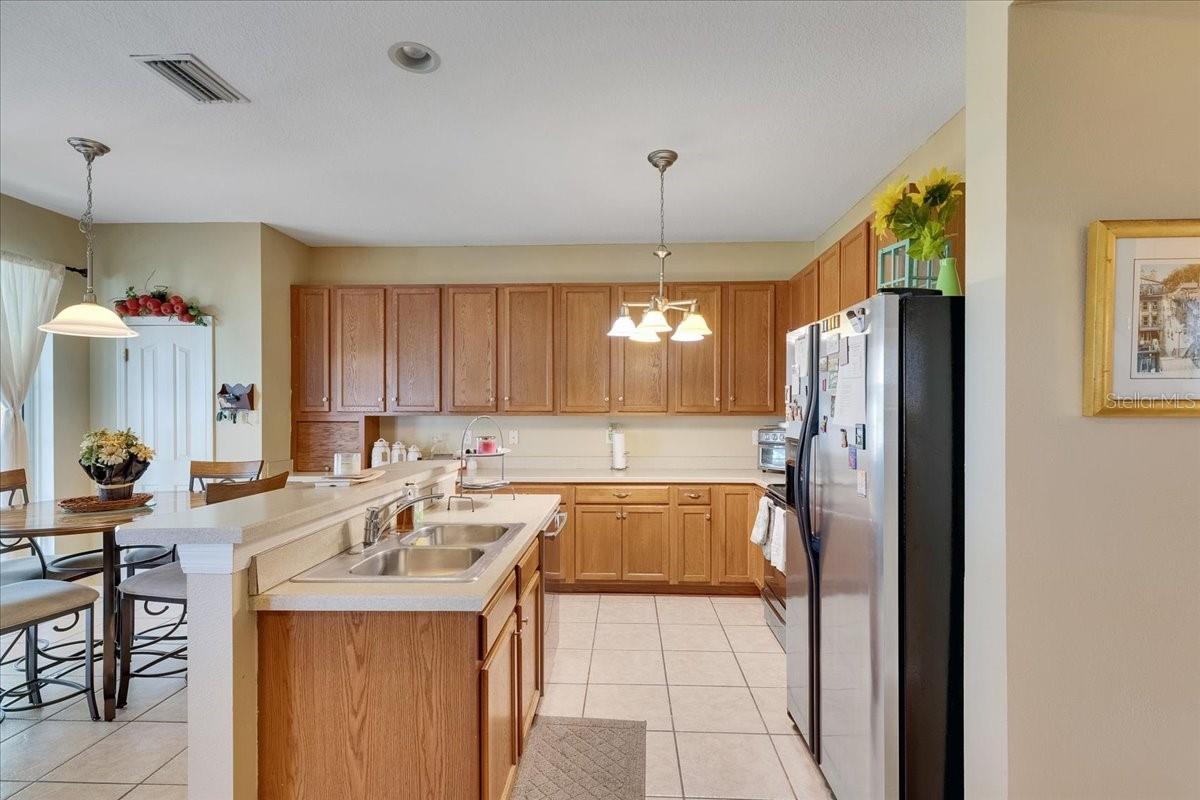 Image 29 of 100 For 4735 Red Pine Way