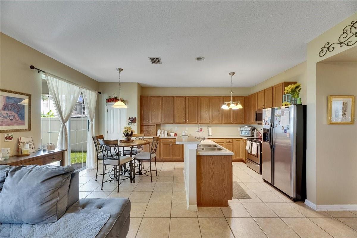 Image 36 of 100 For 4735 Red Pine Way