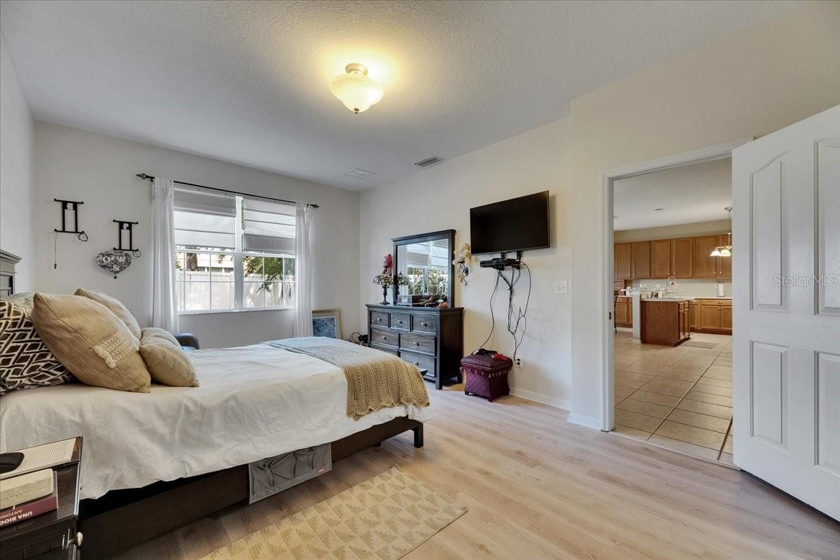 Image 39 of 100 For 4735 Red Pine Way