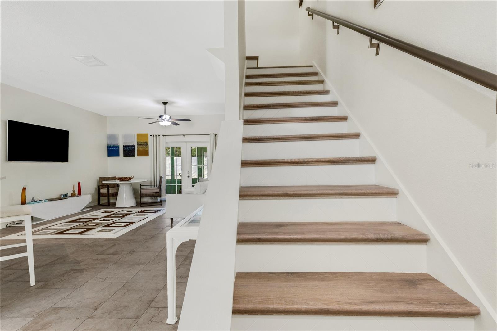 Image 33 of 77 For 4322 Fincastle Court