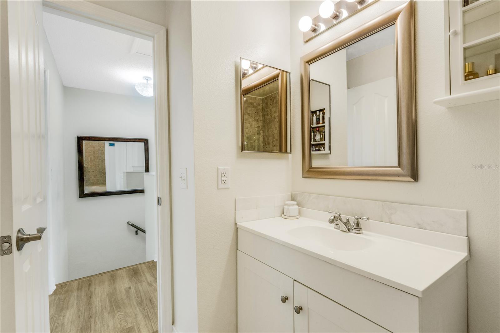 Image 41 of 77 For 4322 Fincastle Court