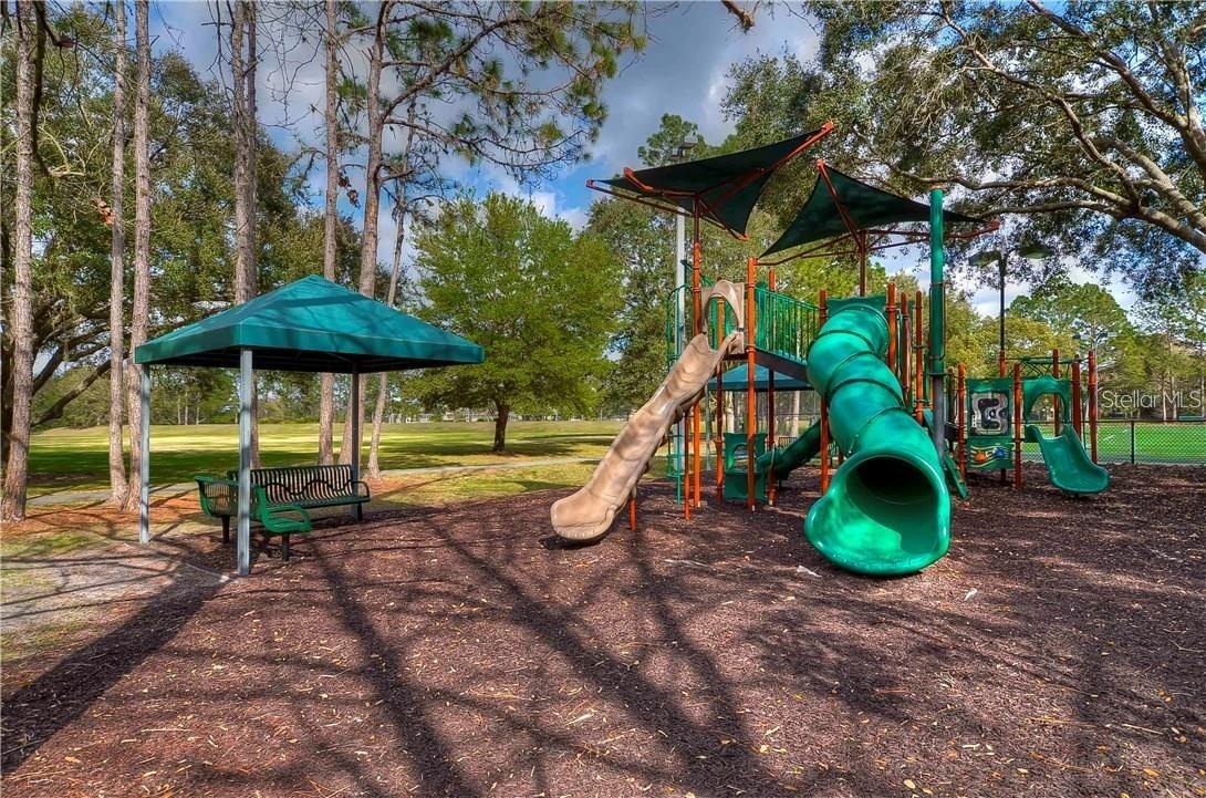 Image 19 of 22 For 9481 Highland Oak Drive 914