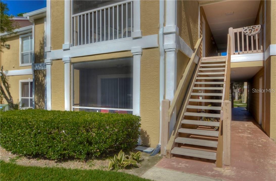 Image 3 of 22 For 9481 Highland Oak Drive 914