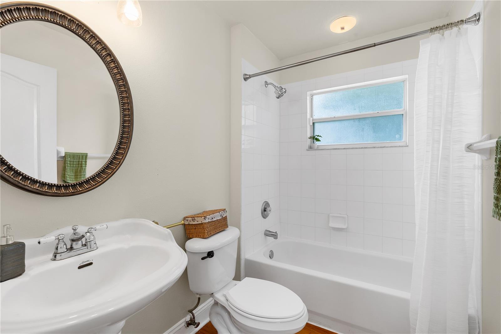 Image 24 of 32 For 12031 Mountbatten Drive