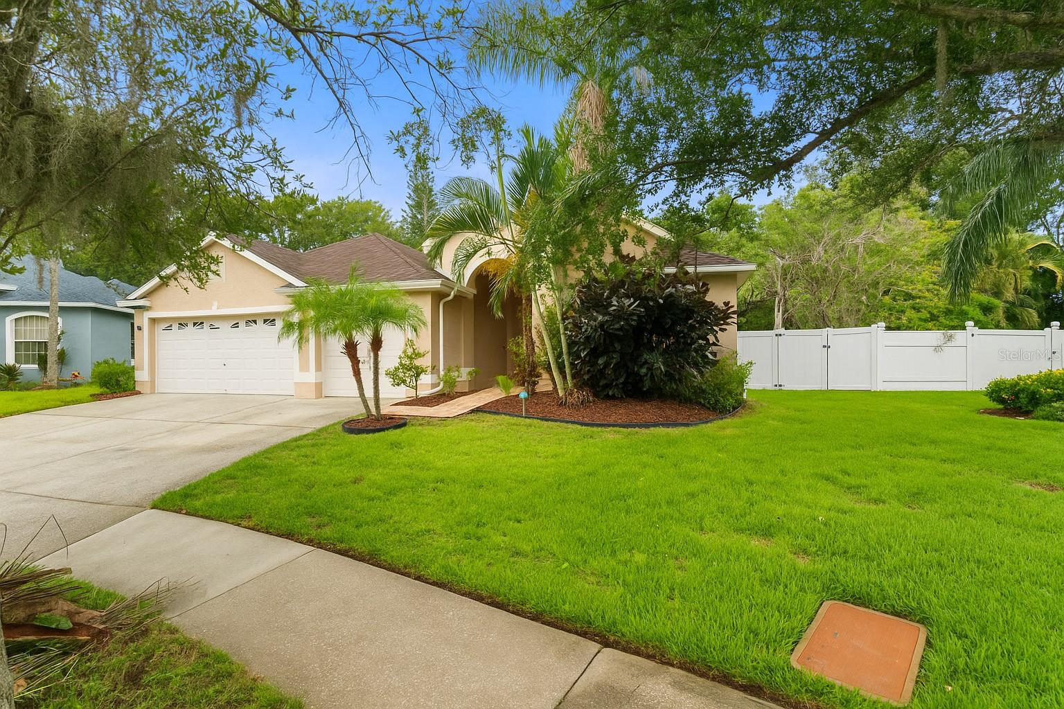 Image 3 of 32 For 12031 Mountbatten Drive