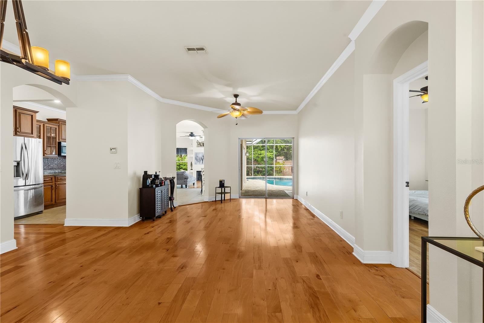 Image 8 of 32 For 12031 Mountbatten Drive