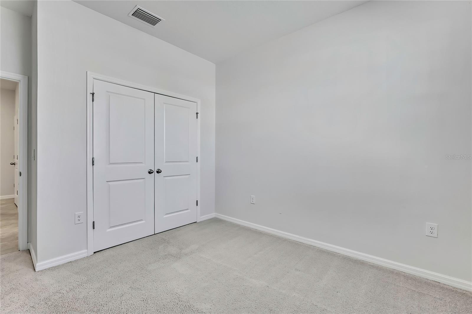 Listing photo id 27 for 31105 Mango Fade Way