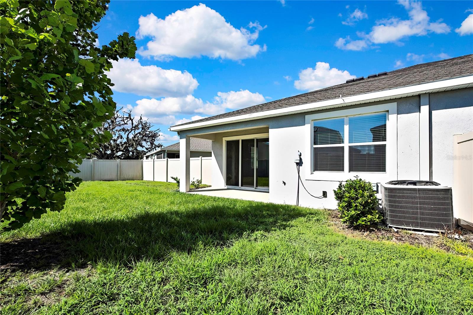 Listing photo id 33 for 31105 Mango Fade Way
