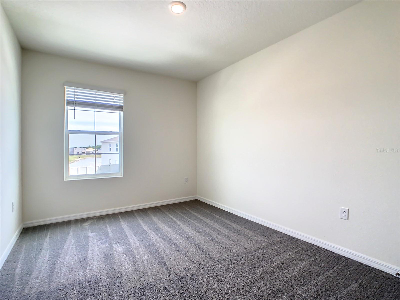 Listing photo id 25 for 16503 Mosaic Oar Drive