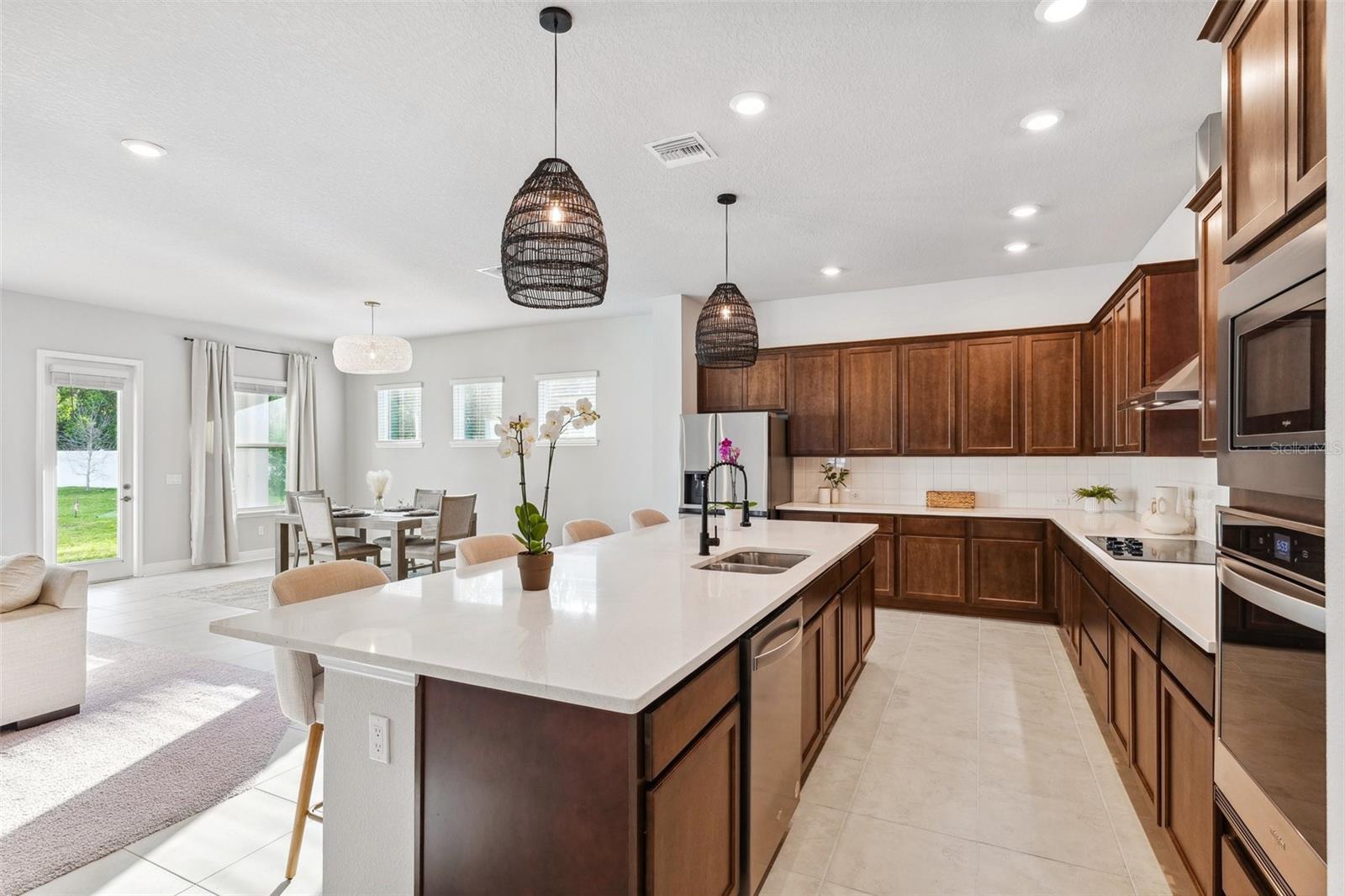 Image 10 of 51 For 6035 Nikki Lane