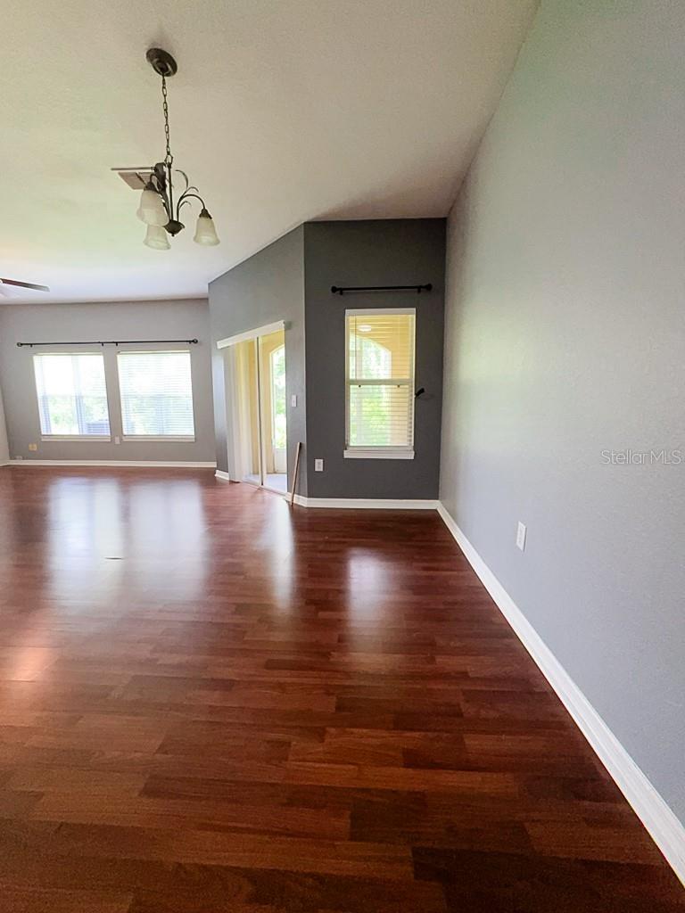 Image 8 of 22 For 10829 Dragonwood Drive