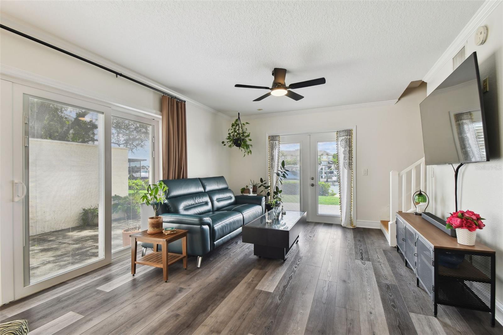Image 17 of 66 For 4304 Harbor House Drive