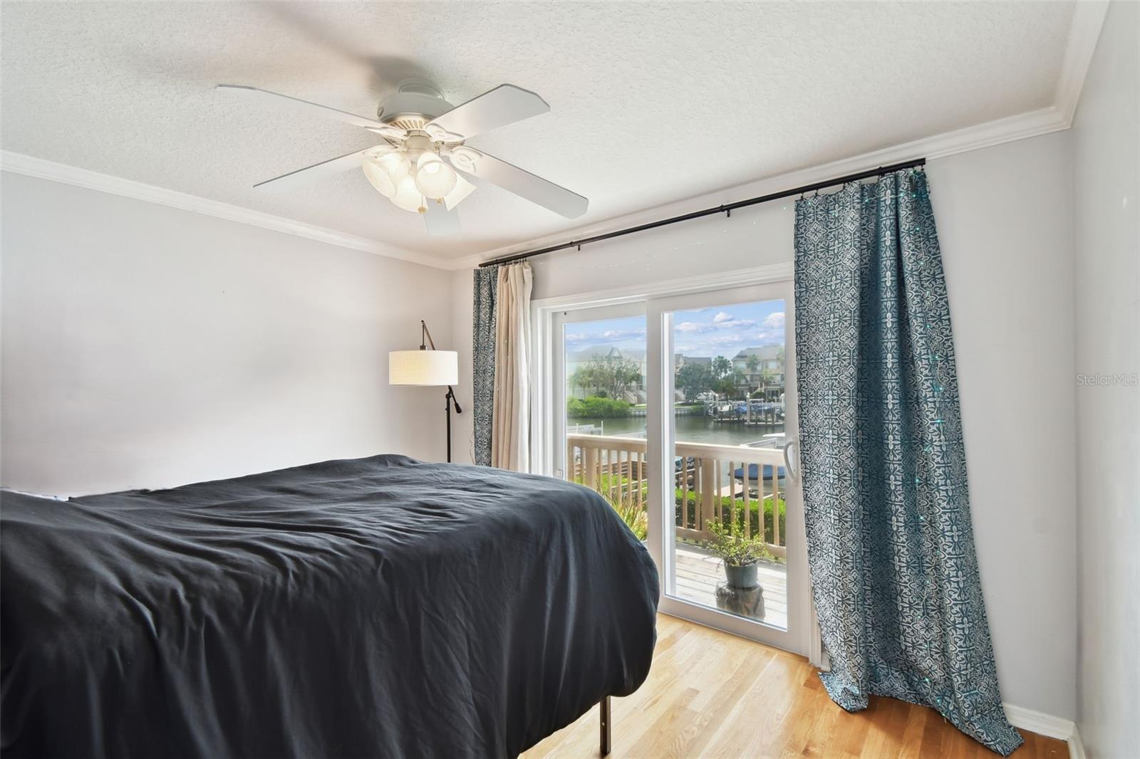 Image 31 of 66 For 4304 Harbor House Drive