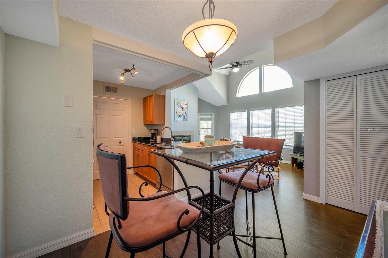 Image 11 of 39 For 3301 Haviland Ct  301